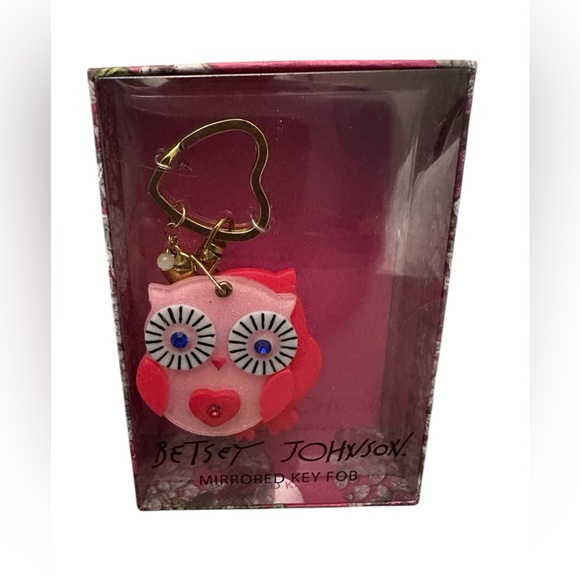 BETSEY JOHNSON OWL MIRRORED KEY FOB IN PINK & GOLD HARDWARE NEW IN BOX - Picture 1 of 6